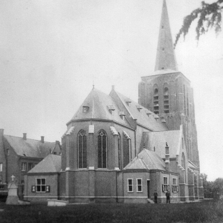 013-St.-Willibrorduskerk te Bakel in 1914.