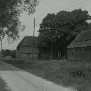 067-Milheeze, de straat de Bocht.