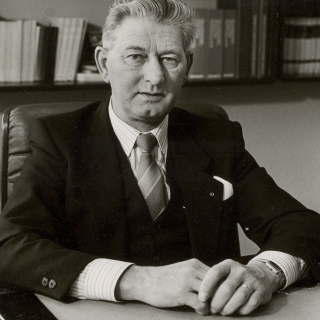 150-G. Martijn, burgemeester van 1977 tot 1992.