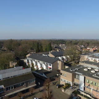 239-Foto genomen vanuit de Bakelse kerk. In het midden zie je de Wilbertsdries en aan de horizon de mediatoren van de Mortel.