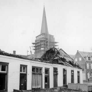 263-Op 15 december 1973 werd café ’t Gammele Geval gedeeltelijk door brand verwoest.