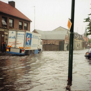 267-Hoogwater in Milheeze op 2 juni 1992.