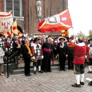 304-Vendelgroet bij gelegenheid van het gildefeest in 2007.