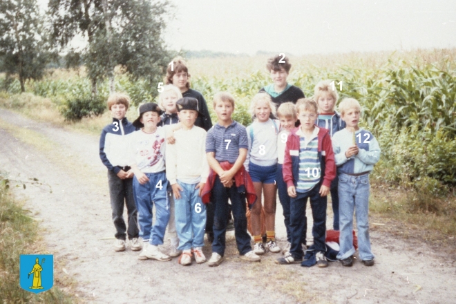 kvw-1986-340-groep-09||https://www.heemkundekringbakelenmilheeze.nl/files/images/kindervakantieweek-1986/kvw-1986-340-groep-09_128.jpg?t=1683978358