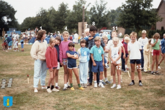 kvw-1986-355-groep-26||https://www.heemkundekringbakelenmilheeze.nl/files/images/kindervakantieweek-1986/kvw-1986-355-groep-26_128.jpg?t=1683978448