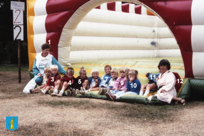 kvw-1986-371-kleutergroep-06||https://www.heemkundekringbakelenmilheeze.nl/files/images/kindervakantieweek-1986/kvw-1986-371-kleutergroep-06_128.jpg?t=1683978551