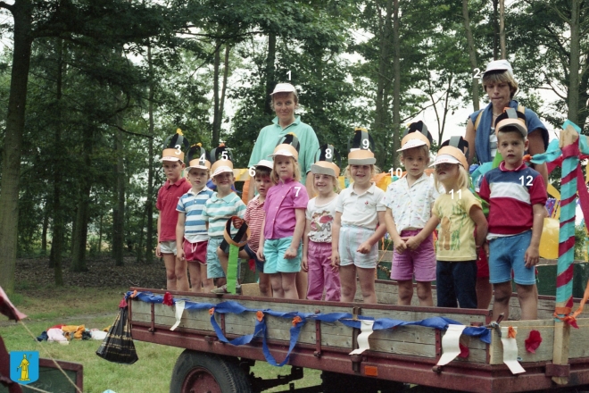 kvw-02-kleuters-groot||https://www.heemkundekringbakelenmilheeze.nl/files/images/kindervakantieweek-1987/kvw-02-kleuters-groot_128.jpg?t=1686390272