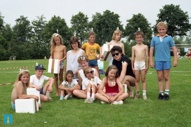 kvw-28-groot||https://www.heemkundekringbakelenmilheeze.nl/files/images/kindervakantieweek-1987/kvw-28-groot_128.jpg?t=1686390429