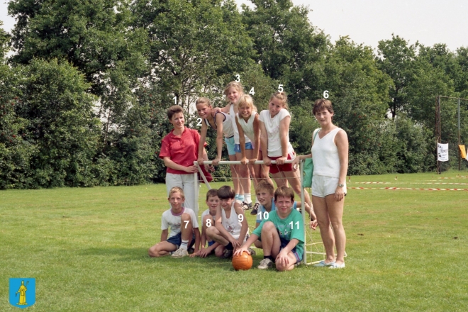 kvw-41-groot||https://www.heemkundekringbakelenmilheeze.nl/files/images/kindervakantieweek-1987/kvw-41-groot_128.jpg?t=1686390522