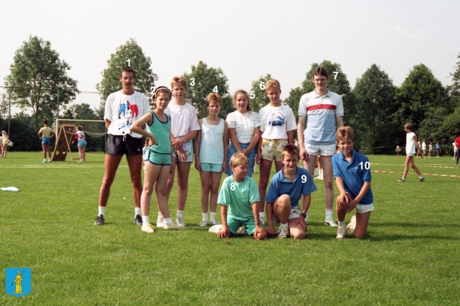 kvw-45-groot||https://www.heemkundekringbakelenmilheeze.nl/files/images/kindervakantieweek-1987/kvw-45-groot_128.jpg?t=1686390552