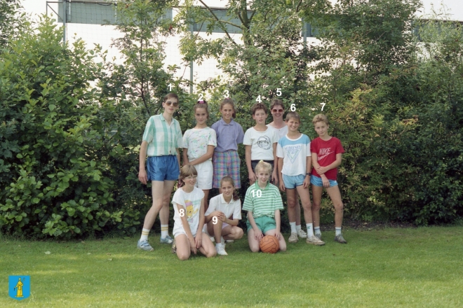 kvw-50-groot||https://www.heemkundekringbakelenmilheeze.nl/files/images/kindervakantieweek-1987/kvw-50-groot_128.jpg?t=1686392011