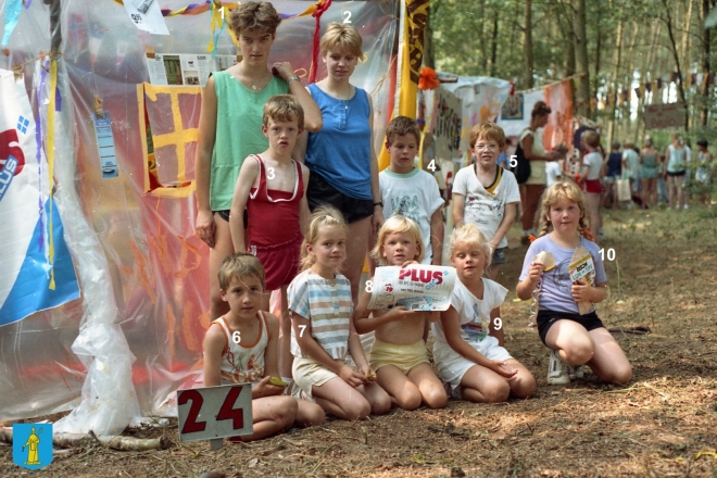 -groep-24-groot||https://www.heemkundekringbakelenmilheeze.nl/files/images/kindervakantieweek-1988/-groep-24-groot_128.jpg?t=1690027612