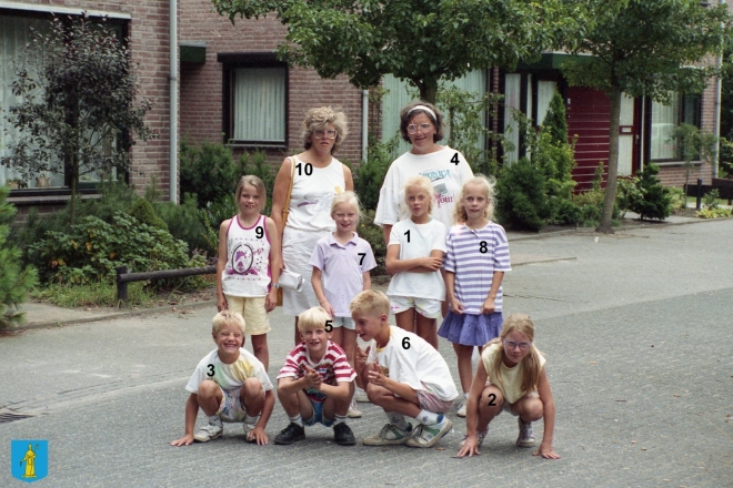 kvw-36-b-groot||https://www.heemkundekringbakelenmilheeze.nl/files/images/kindervakantieweek-1990/kvw-36-b-groot_128.jpg?t=1700424606