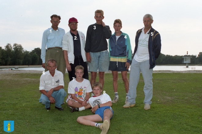 kvw-helpers-groot||https://www.heemkundekringbakelenmilheeze.nl/files/images/kindervakantieweek-1990/kvw-helpers-groot_128.jpg?t=1700424425