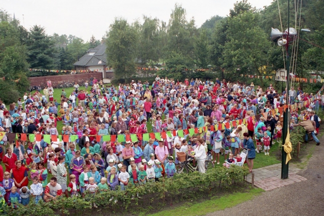1993-kvw-00||https://www.heemkundekringbakelenmilheeze.nl/files/images/kindervakantieweek-1993/1993-kvw-00_128.jpg?t=1705862028