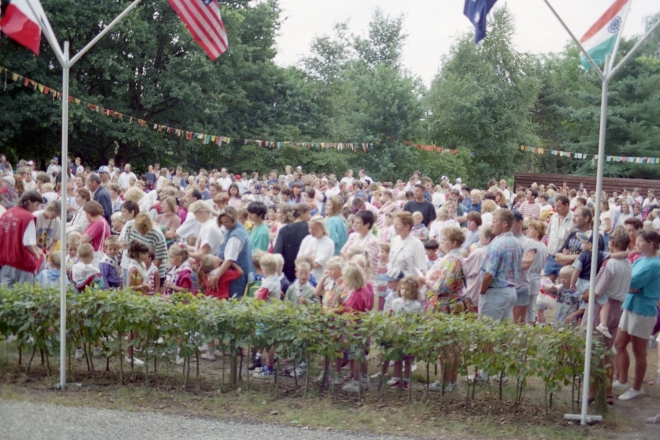 kvw-00||https://www.heemkundekringbakelenmilheeze.nl/files/images/kindervakantieweek-1995/kvw-00_128.jpg?t=1705959532