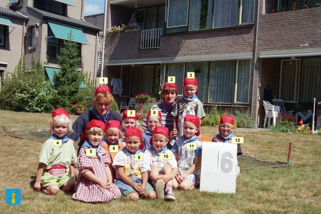 kvw-06||https://www.heemkundekringbakelenmilheeze.nl/files/images/kindervakantieweek-1995/kvw-06_128.jpg?t=1705959510
