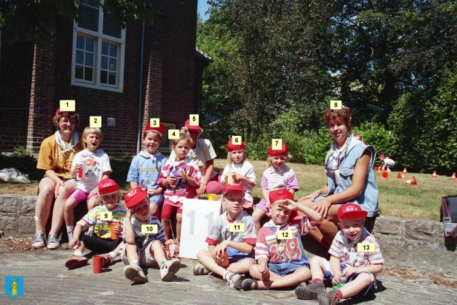 kvw-11||https://www.heemkundekringbakelenmilheeze.nl/files/images/kindervakantieweek-1995/kvw-11_128.jpg?t=1705959486