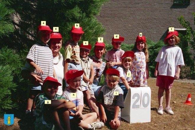 kvw-20c-||https://www.heemkundekringbakelenmilheeze.nl/files/images/kindervakantieweek-1995/kvw-20c-_128.jpg?t=1729890367
