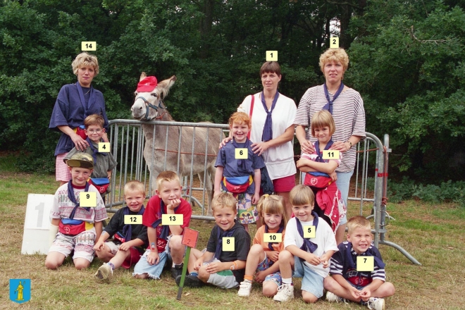 1996-10-2-||https://www.heemkundekringbakelenmilheeze.nl/files/images/kindervakantieweek-1996/1996-10-2-_128.jpg?t=1706127202