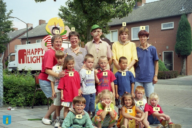 kvw-1997--08-a||https://www.heemkundekringbakelenmilheeze.nl/files/images/kindervakantieweek-1997/kvw-1997--08-a_128.jpg?t=1706992589