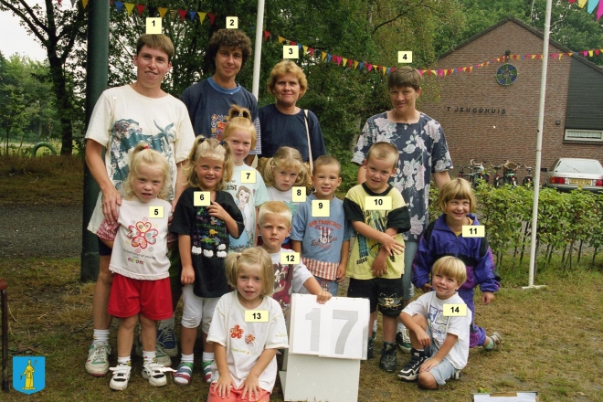 kvw-1997--17||https://www.heemkundekringbakelenmilheeze.nl/files/images/kindervakantieweek-1997/kvw-1997--17_128.jpg?t=1706992508