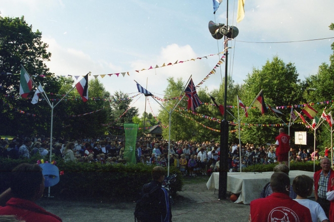 kvw-1999-00||https://www.heemkundekringbakelenmilheeze.nl/files/images/kindervakantieweek-1999/kvw-1999-00_128.jpg?t=1731093896