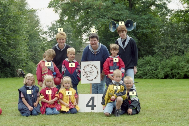 kvw-1999-04||https://www.heemkundekringbakelenmilheeze.nl/files/images/kindervakantieweek-1999/kvw-1999-04_128.jpg?t=1731093881