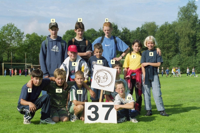 kvw-1999-37||https://www.heemkundekringbakelenmilheeze.nl/files/images/kindervakantieweek-1999/kvw-1999-37_128.jpg?t=1731093680