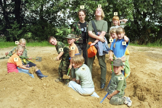 kvw-2000-19||https://www.heemkundekringbakelenmilheeze.nl/files/images/kindervakantieweek-2000/kvw-2000-19_128.jpg?t=1731094270