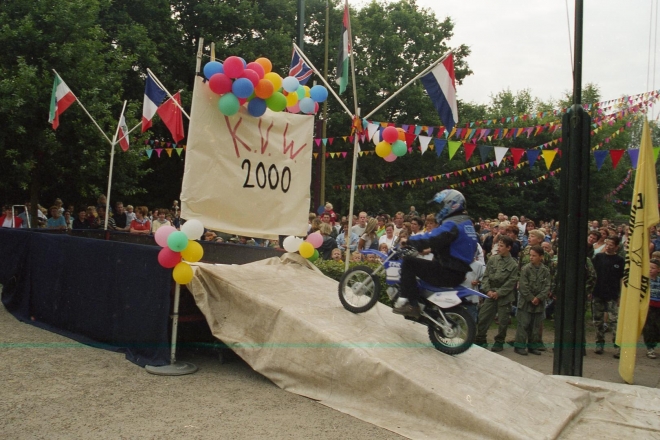 kvw-2000-w-00||https://www.heemkundekringbakelenmilheeze.nl/files/images/kindervakantieweek-2000/kvw-2000-w-00_128.jpg?t=1731094037