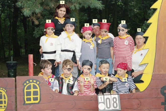 kvw-2001-fb-08||https://www.heemkundekringbakelenmilheeze.nl/files/images/kindervakantieweek-2001/kvw-2001-fb-08_128.jpg?t=1731261967
