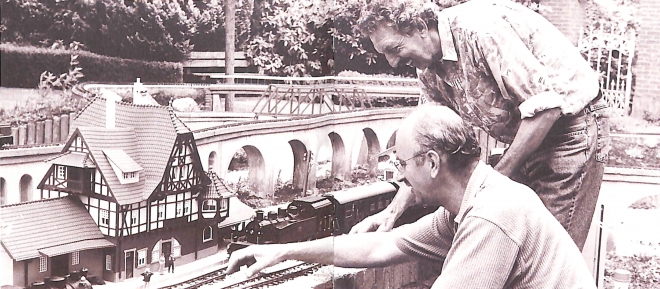 sj50-pag-72-73||https://www.heemkundekringbakelenmilheeze.nl/files/images/sint-jozefsheil-50-jaar/sj50-pag-72-73_128.jpg