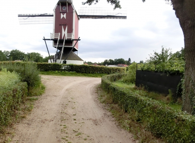 cimg1465-2||https://www.heemkundekringbakelenmilheeze.nl/files/images/wandelroutes/cimg1465-2_128.jpg