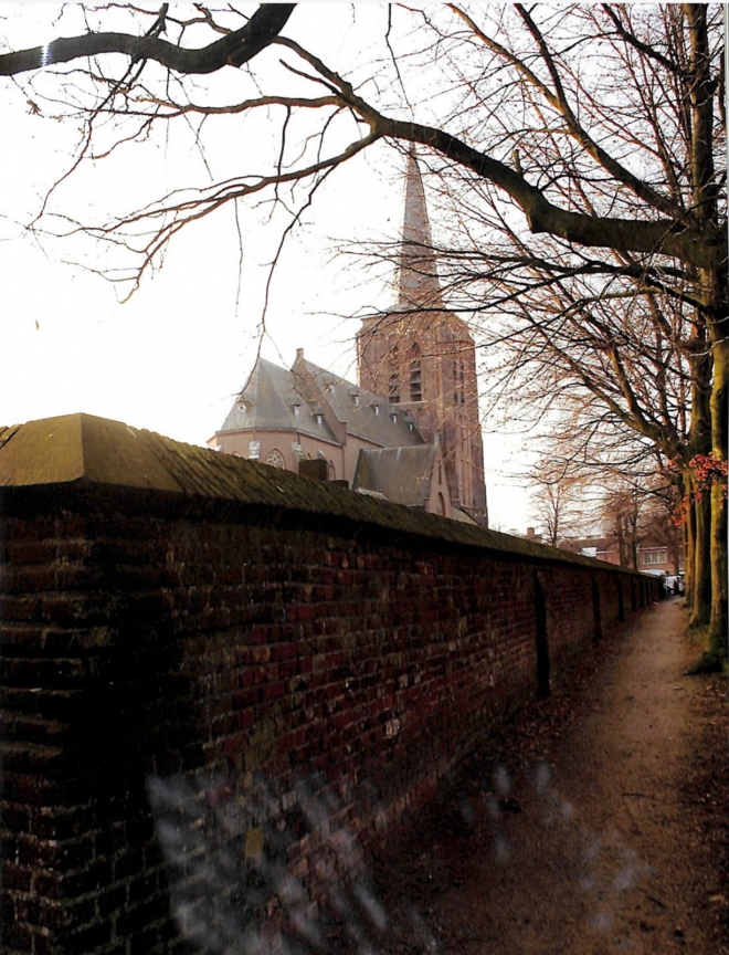 Weg gemert bakel - kerkhofmuur-bakel